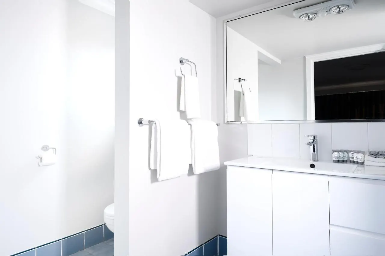 ****  Country Motel Ipswich Australia